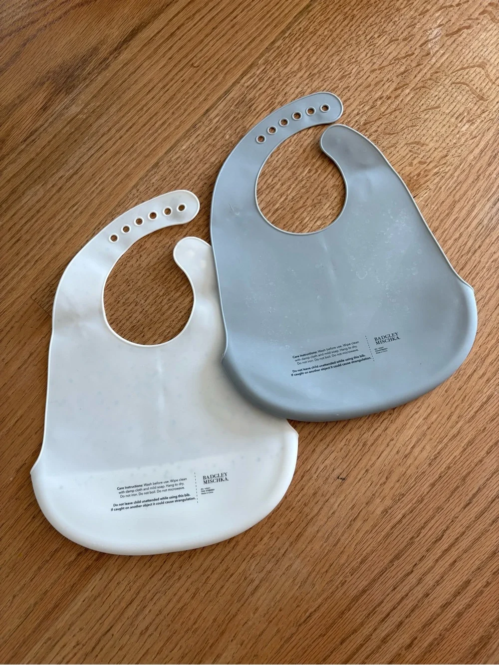 Badgley Mischka Silicone Baby Bibs - White Constellation & Light Gray